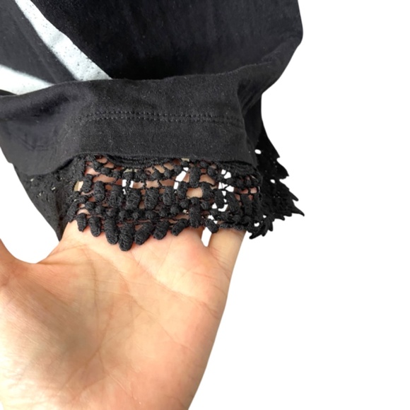 Pink Floyd Black Tank Top With Crochet Trim - Picture 4 of 9